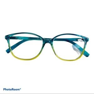 Reading Glasses 1.25 Cat Eye Oversized Frame Clear